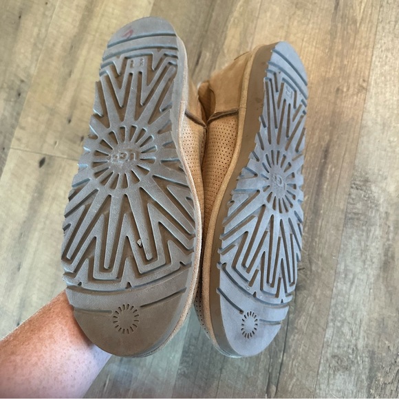 Ugg Classic Unlined Mini Perf Boots - Picture 8 of 11